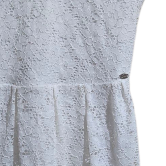 Guess Elegant White Lace Dress With Beautiful Open Back Size Xs - Picture 2 of 5